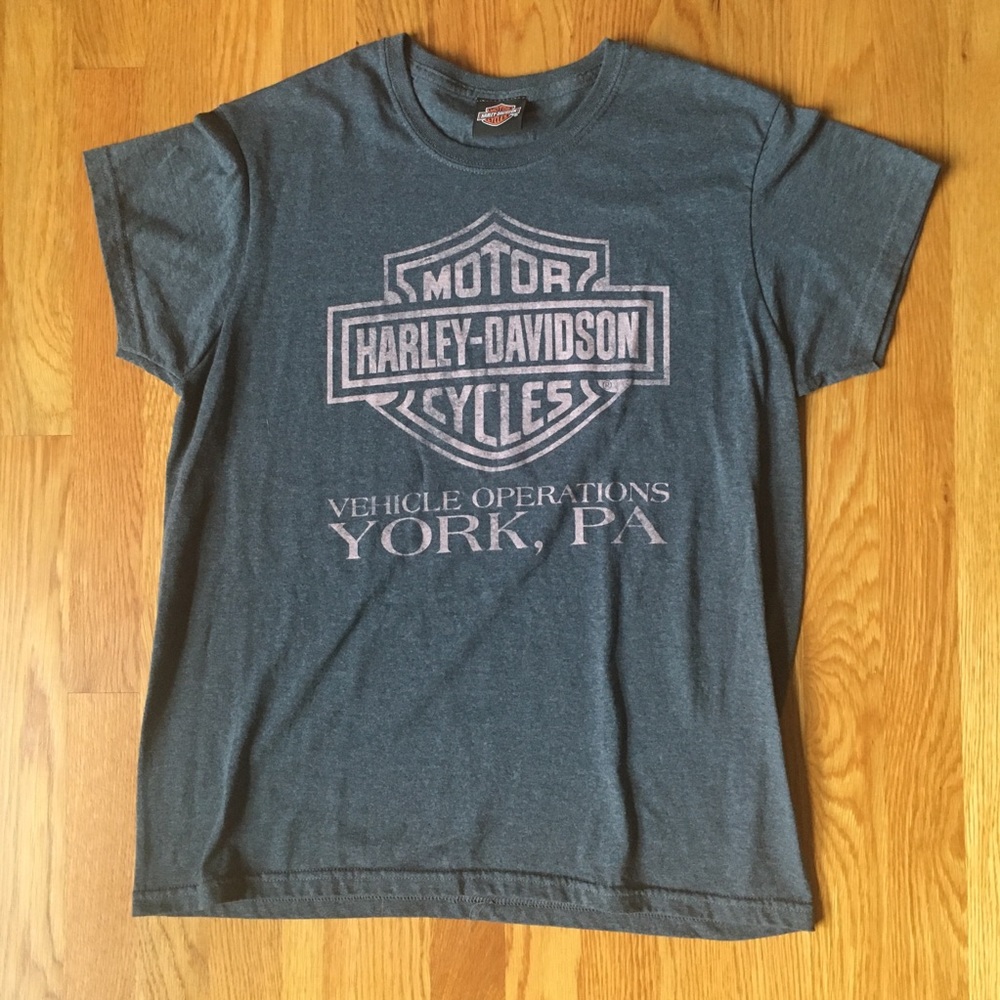 Harley Davidson Gray and Pink York, PA T-Shirt